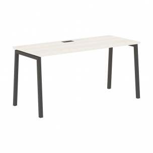 Стол прямой ELST 1567 1560х670х750 EDIS